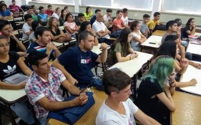 Inicio del Seminario Universitario de Ingreso a las Ingenierías en UTN FRVT