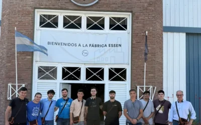 Visita técnica educativa a la empresa Essen Aluminio S.A. con estudiantes de 3º año de IE de la UTN VT