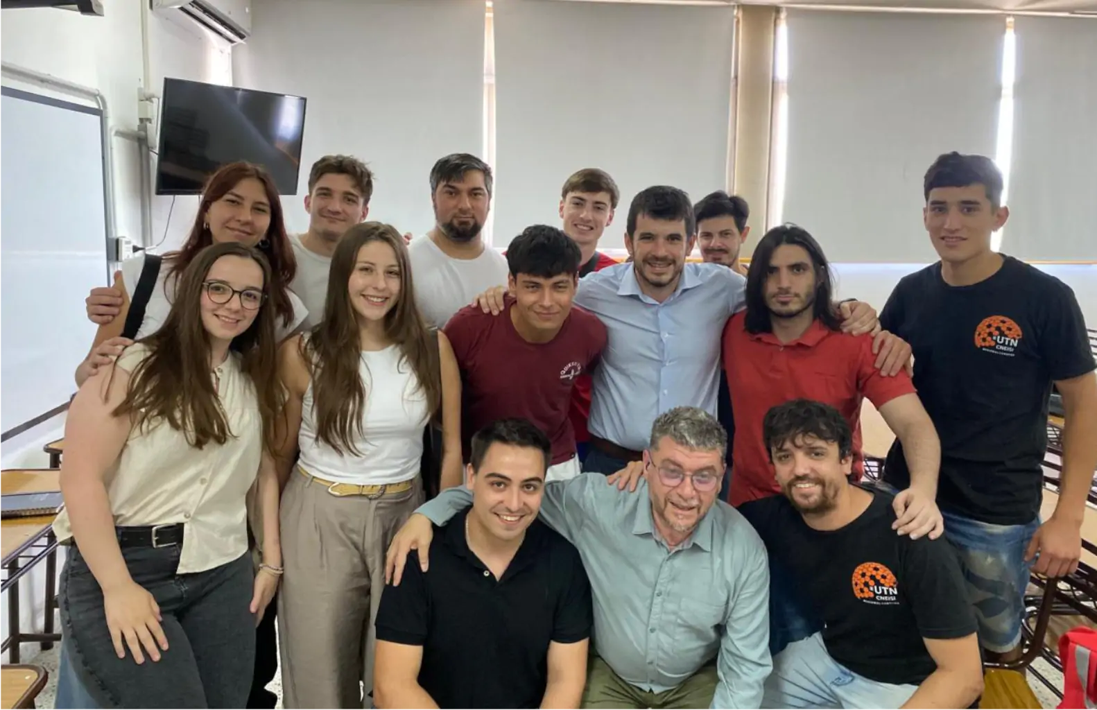 Se completa la carrera de Ingeniería en Sistemas de Información en UTN VT 1