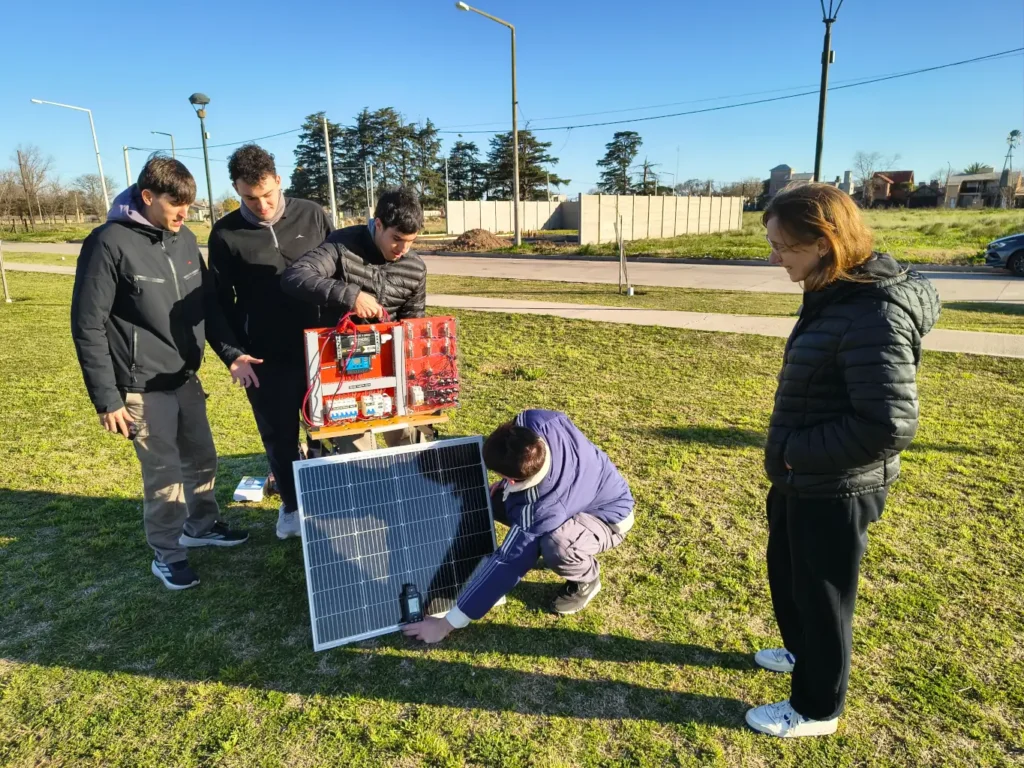 Relevamiento sobre enerfía electrica fotovoltaica 3ero IE - 2